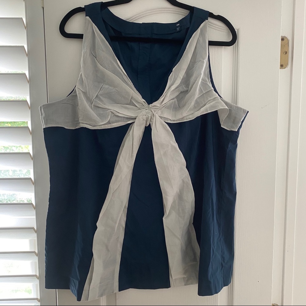 Gap Bow Top